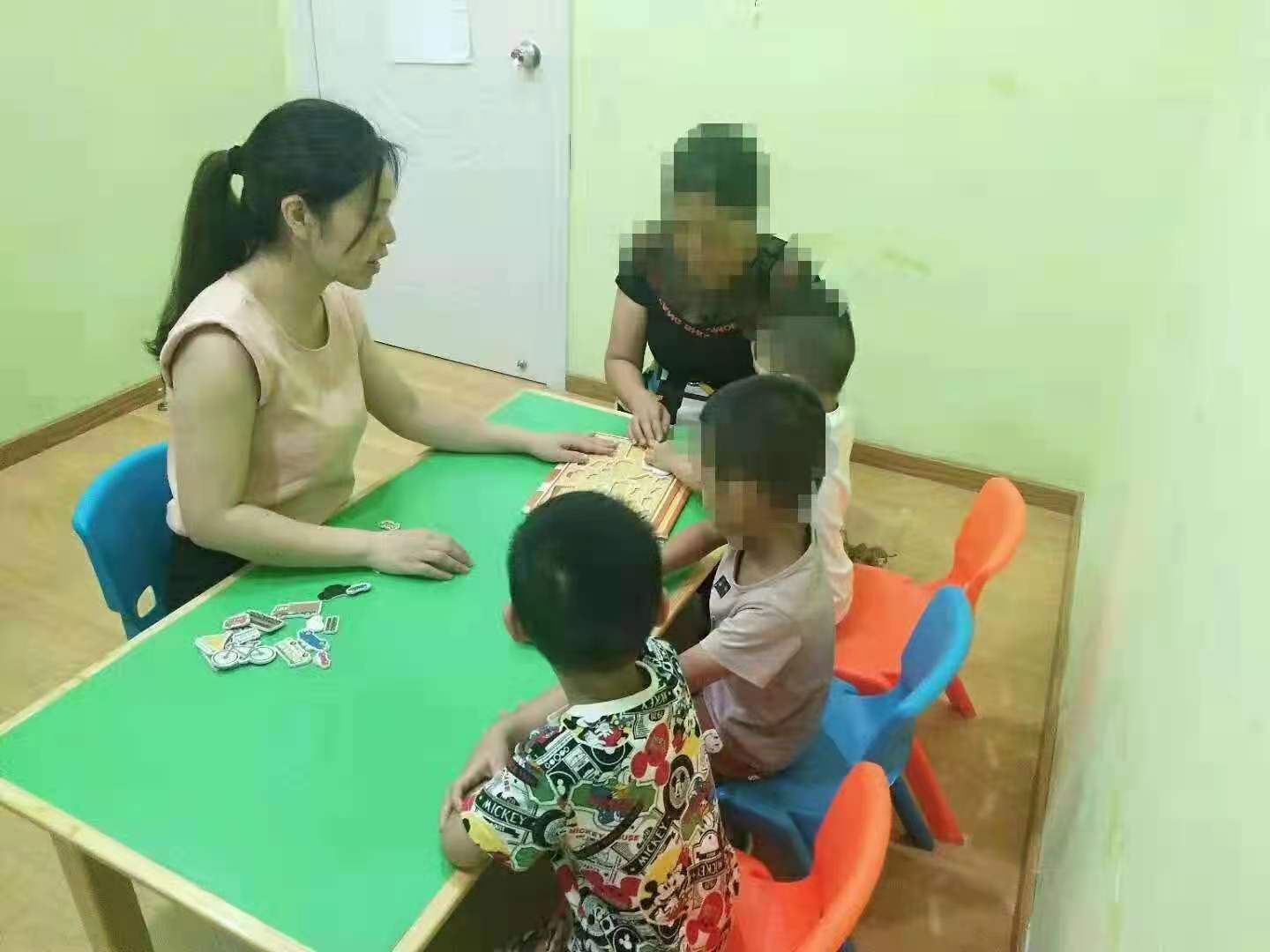 新疆儿童自闭症的表现